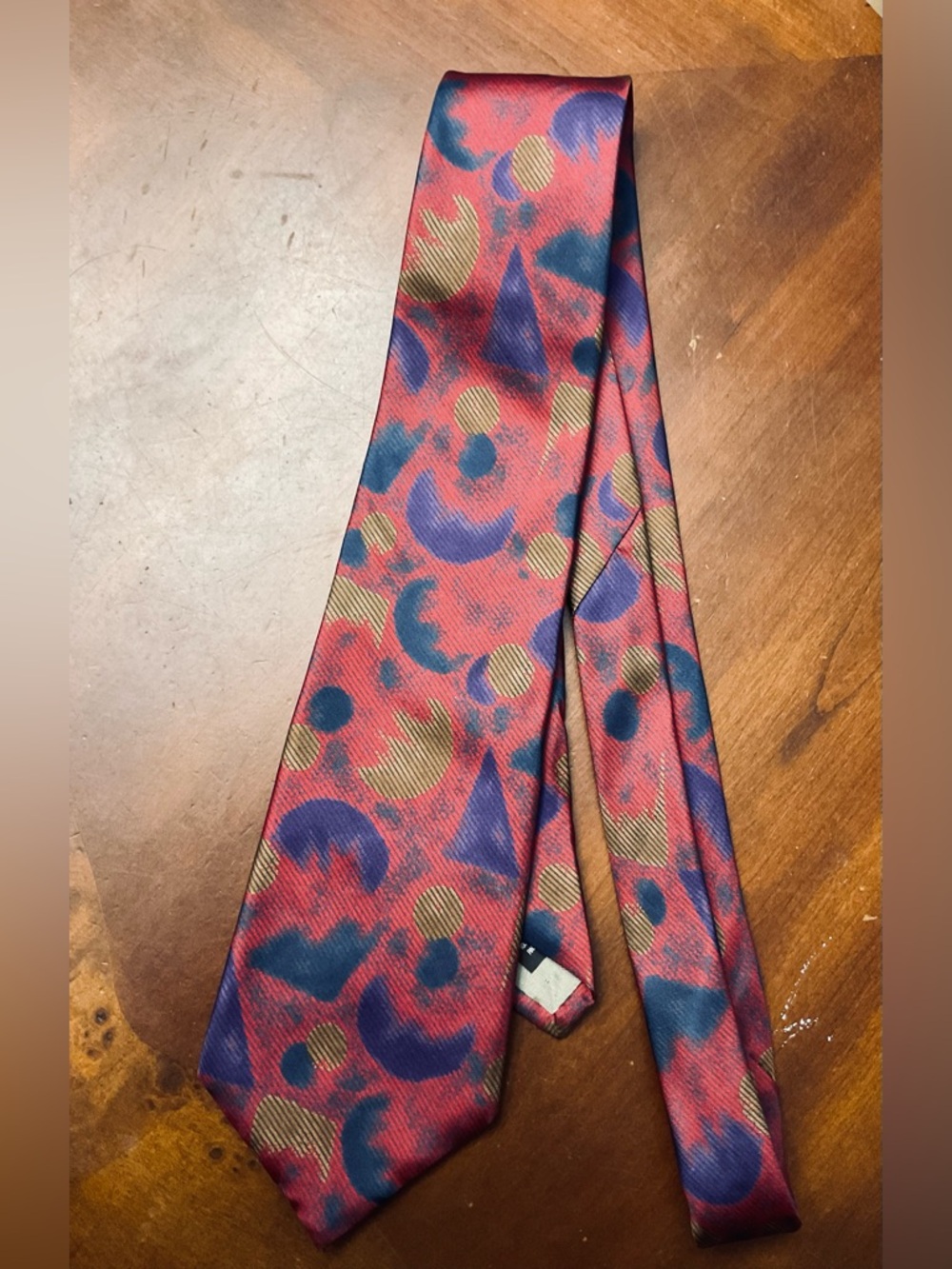 Cellini Abstract Red Patterned Silk Tie